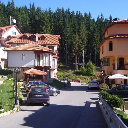 木屋 At - An Affordable Village For Families Or Groups 潘波洛沃