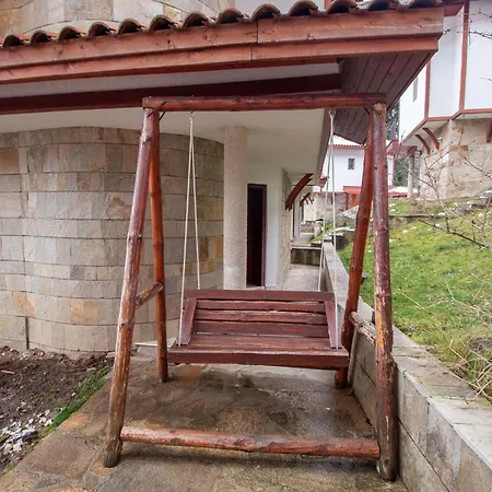 At - An Affordable Village For Families Or Groups 木屋 潘波洛沃